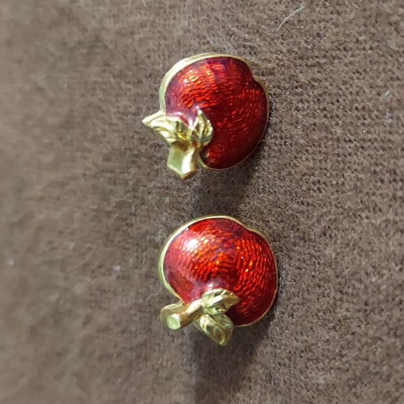 Vintage Avon earrings - Picture 4 of 6